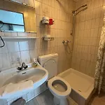 Gaestehaus Jedinger - Easy Access By Tram St. Georgen im Attergau