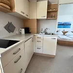 Gaestehaus Jedinger - Easy Access By Tram