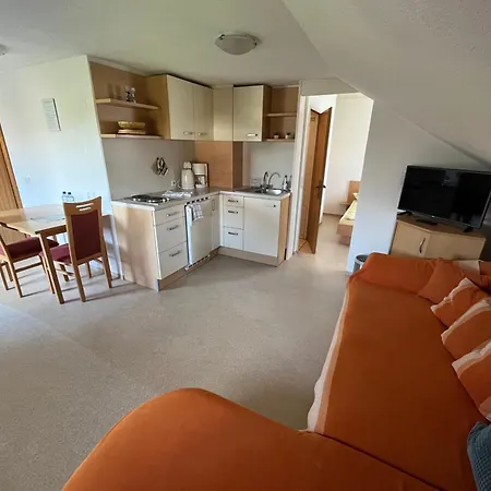 Gaestehaus Jedinger 3* Sankt Georgen im Attergau