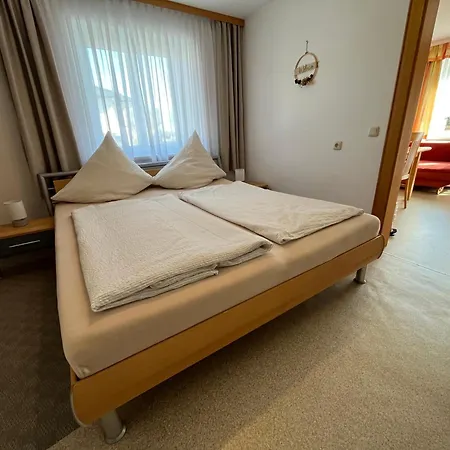 Gæstehus Gaestehaus Jedinger