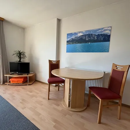 Casa de hóspedes Gaestehaus Jedinger - Easy Access By Tram