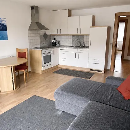 Gaestehaus Jedinger - Easy Access By Tram 3* Sankt Georgen im Attergau