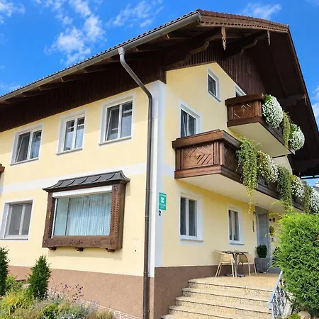 게스트하우스 Gaestehaus Jedinger - Easy Access By Tram 3*